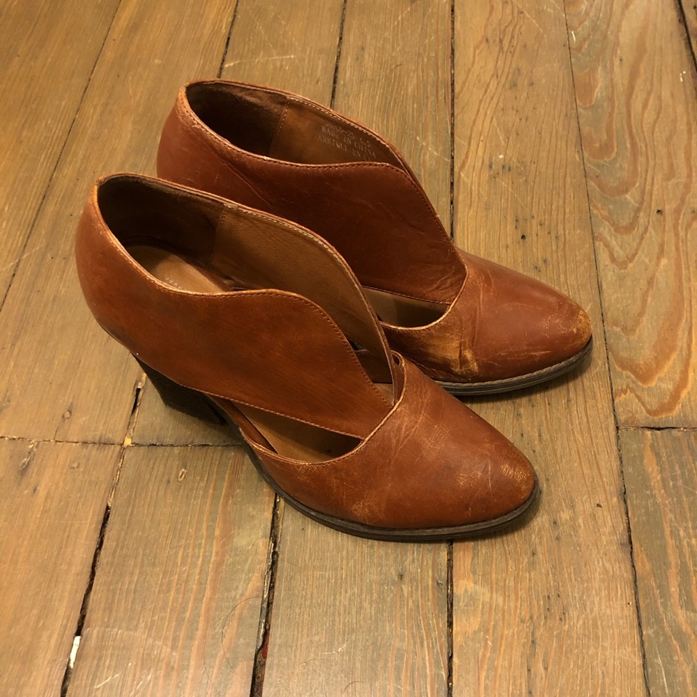 Jeffrey Campbell x Free People booties